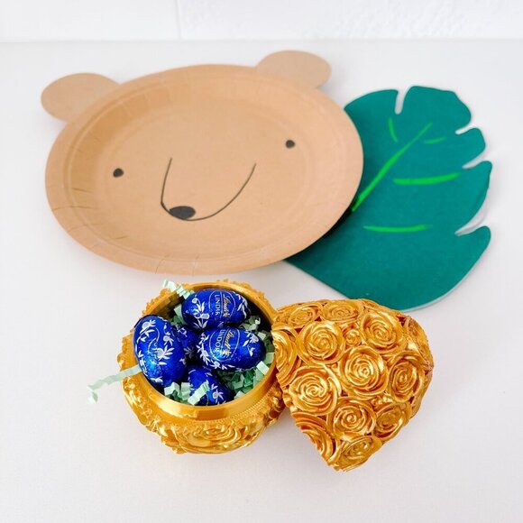 Rose-Covered Easter Eggs โ Handcrafted Party Favors, Spring Decor, Wedding Gifts - Picture 9 of 10